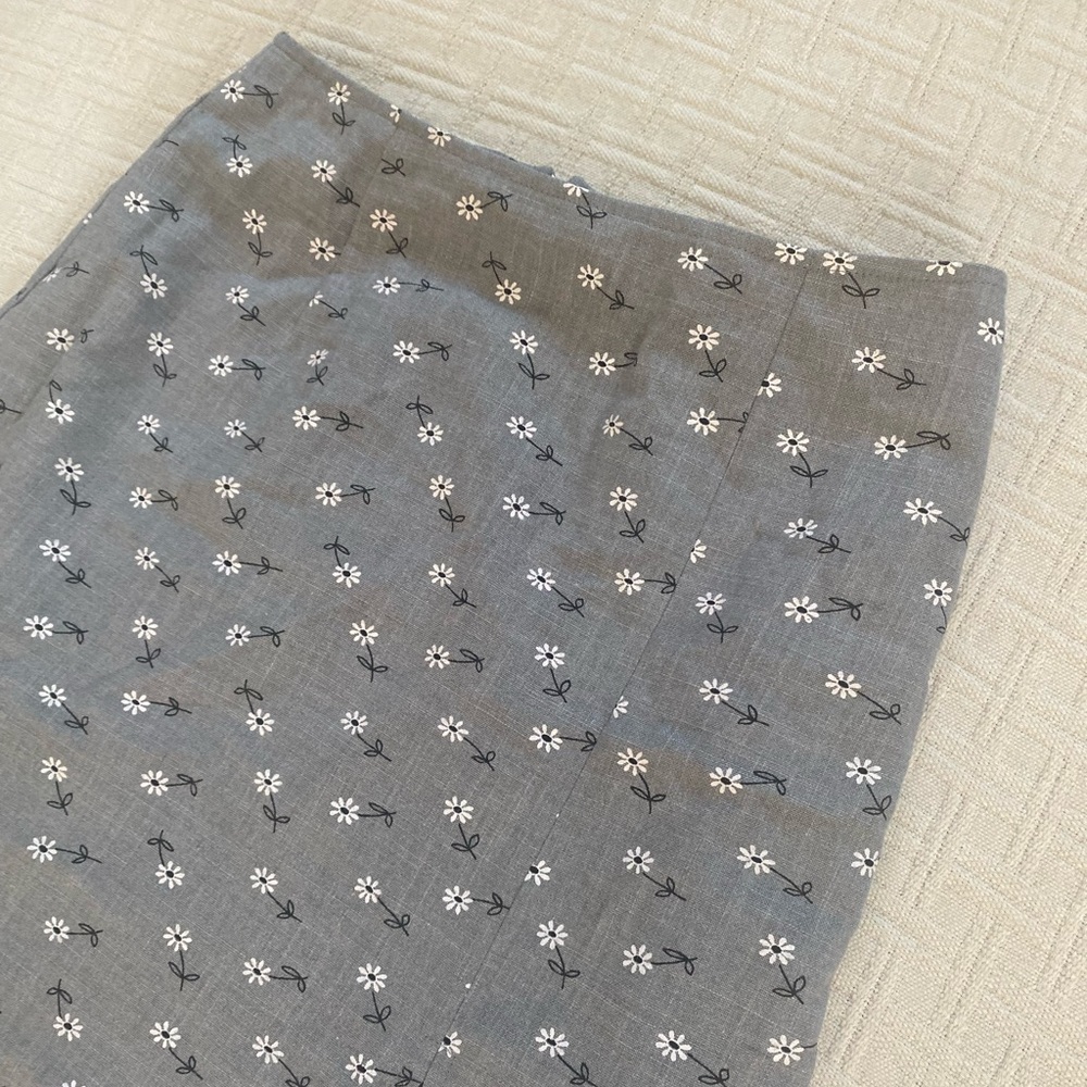 Exact Change vintage 90s grey mini skirt.